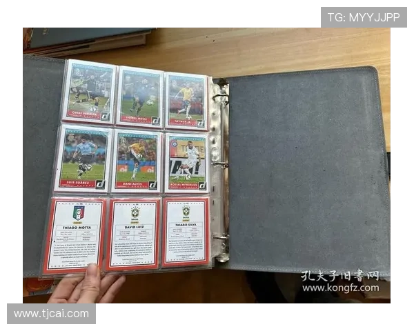 足球球星卡六张背后的意义及其在收藏市场中的价值解析 足球球星卡六张背后的意义及其在收藏市场中的价值解析